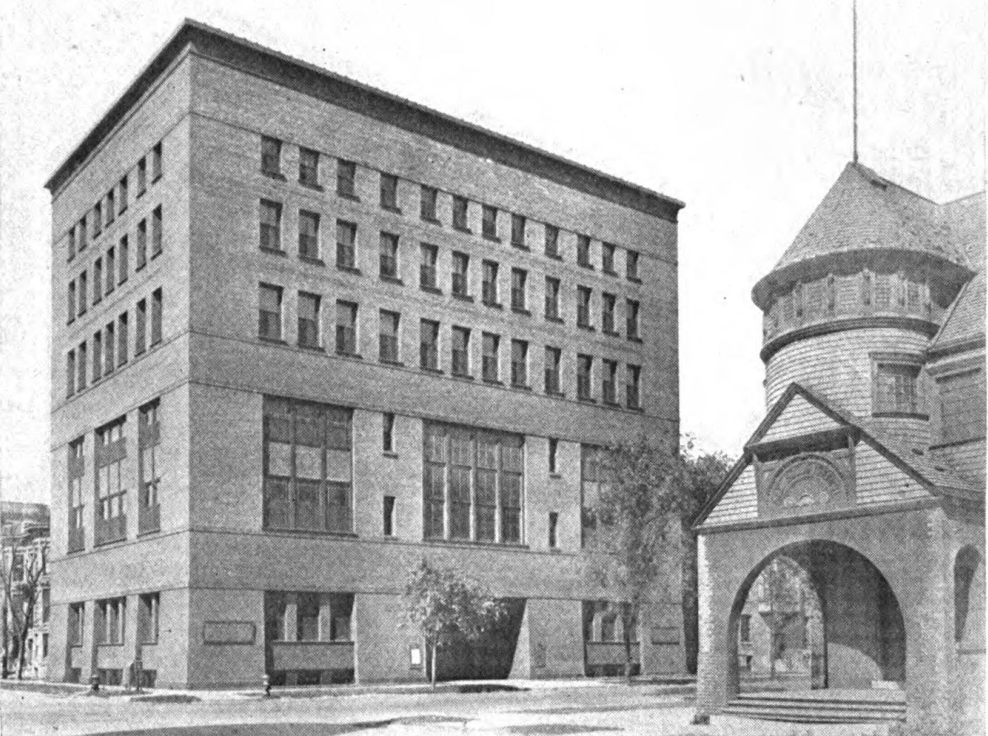 The Abraham Lincoln Centre, Oakwood Blvd. and Langley Ave., Chicago (1913)