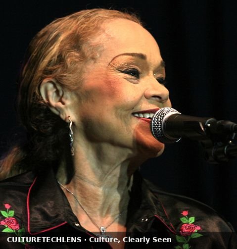 Etta James performing, 2006 — CultureTechLens