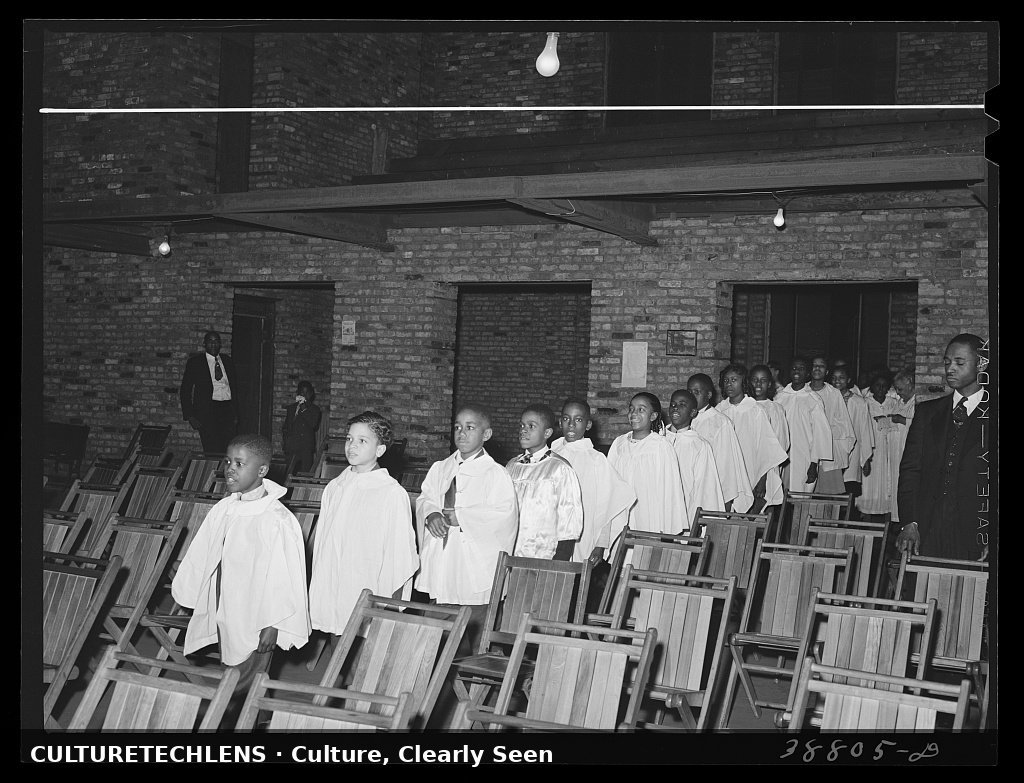 Choir processional, Chicago, 1941