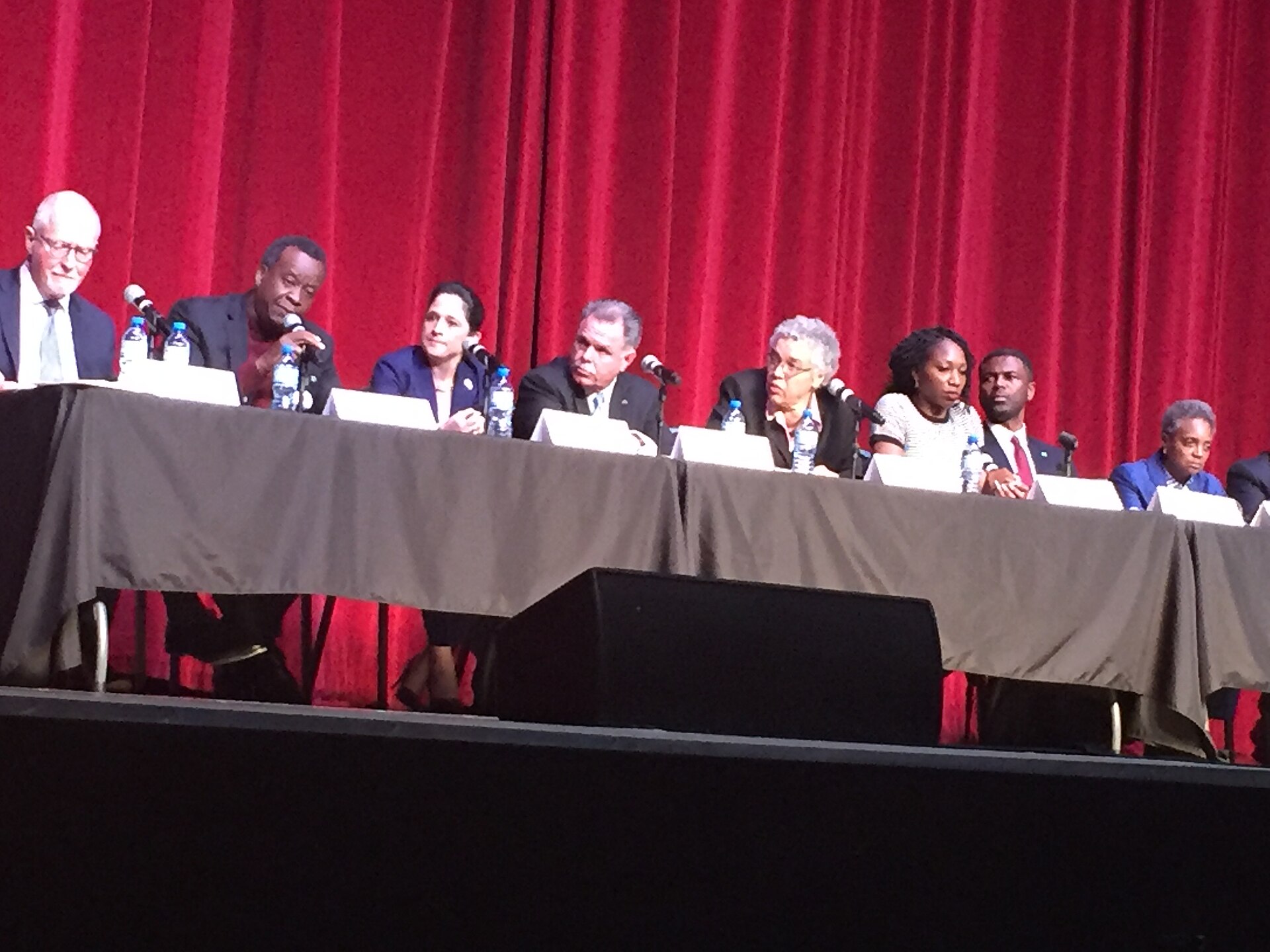 Willie Wilson, second from left, at a December 2018 candidates forum for the 2019 Chicago mayoral election